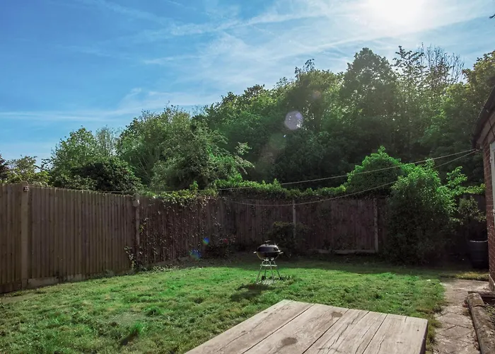 Luxe 5 Bed Bungalow In Snodland, Medway, Kent