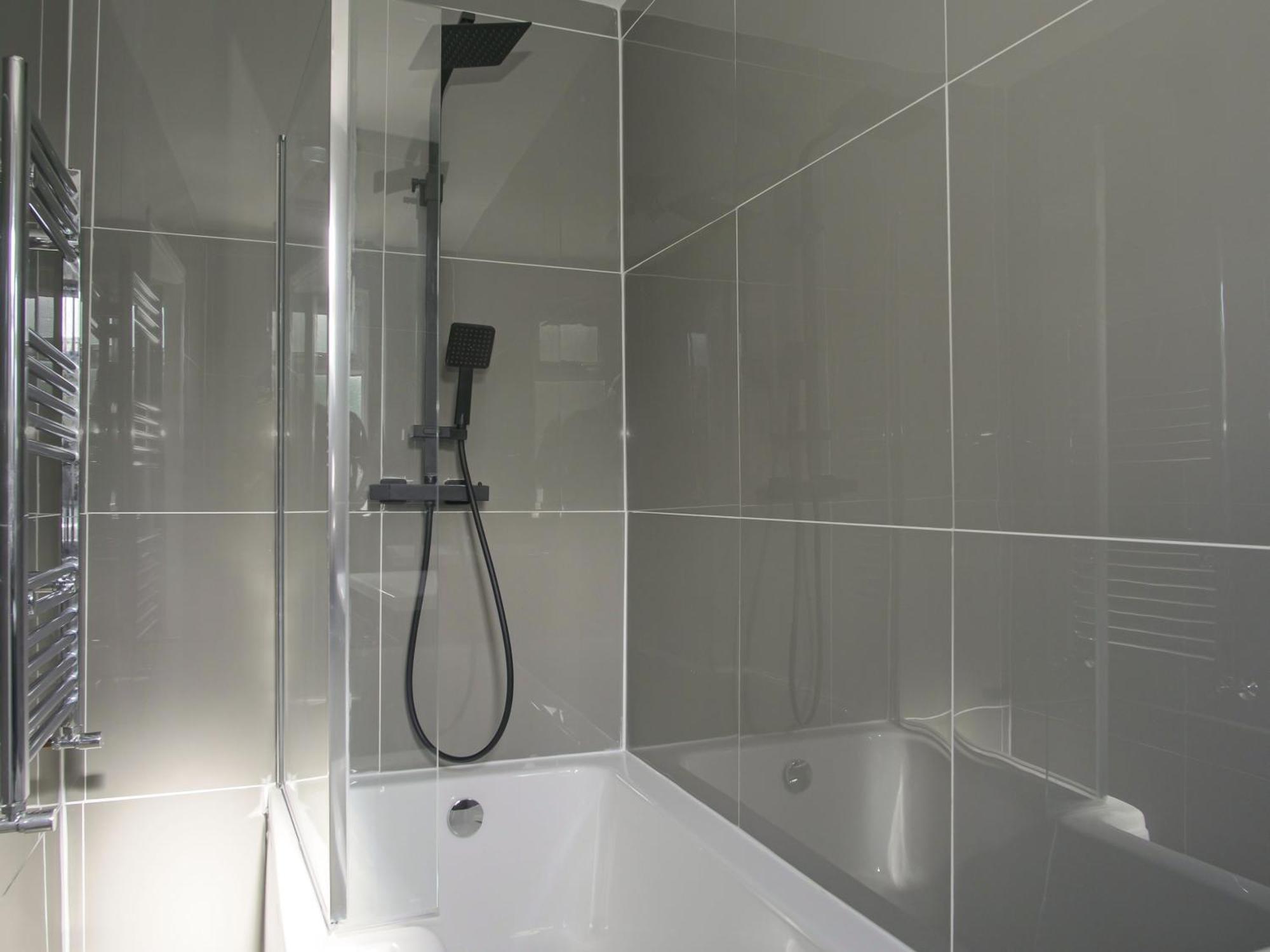 Luxe 5 Bed In Snodland, Medway, Kent Apartment Snodland