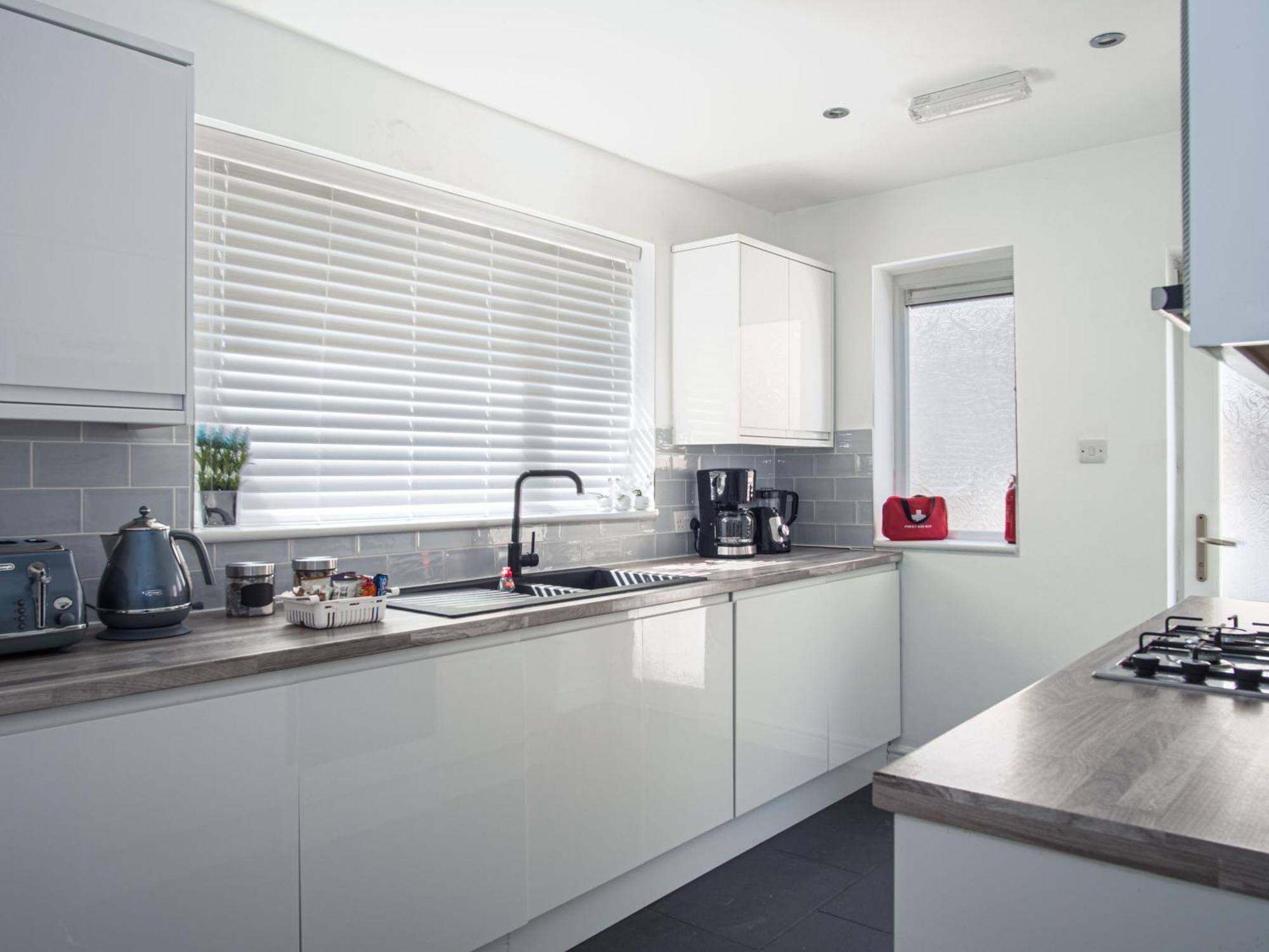 Luxe 5 Bed In Snodland, Medway, Kent Apartment