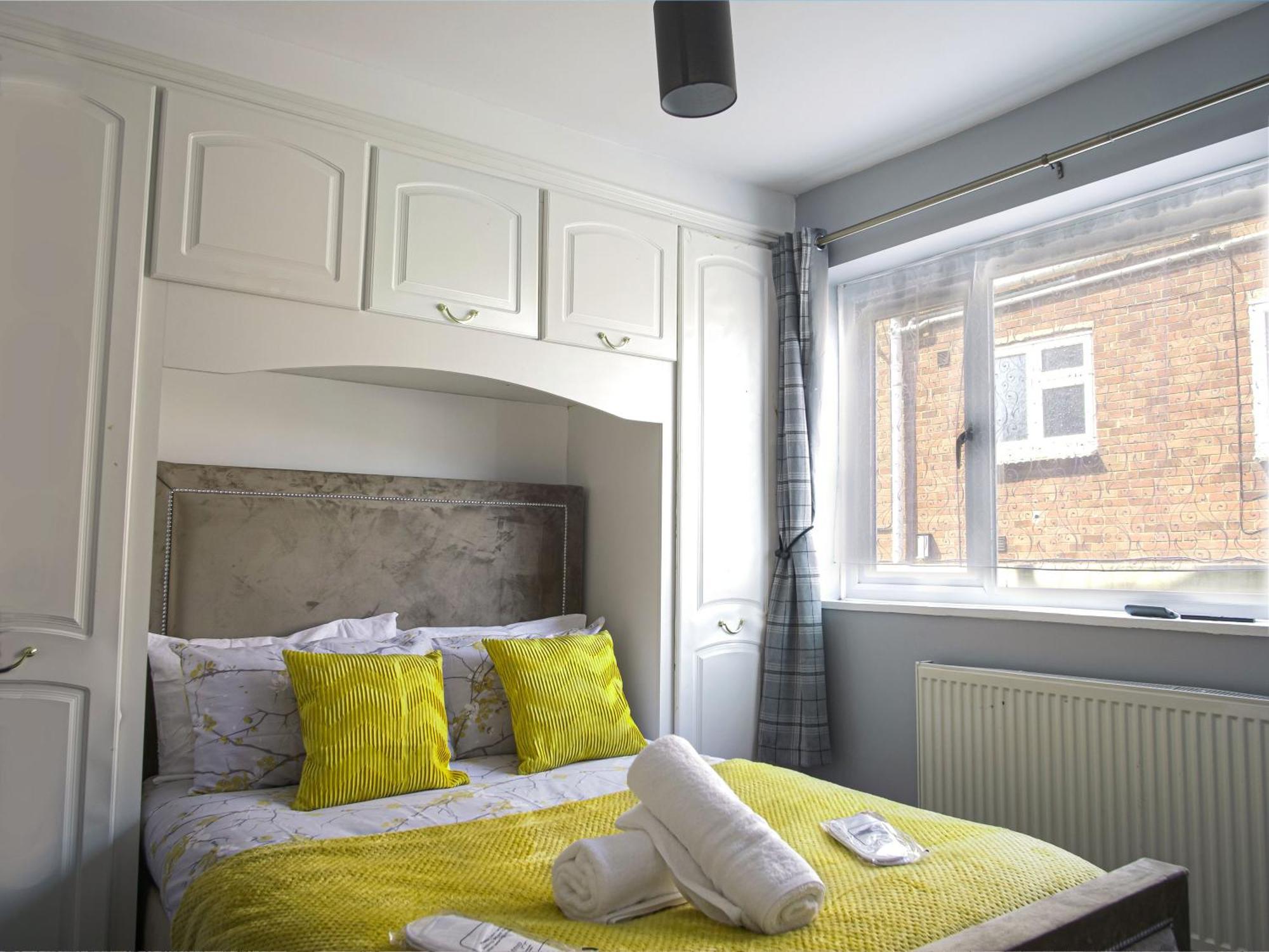 Luxe 5 Bed In Snodland, Medway, Kent * Snodland