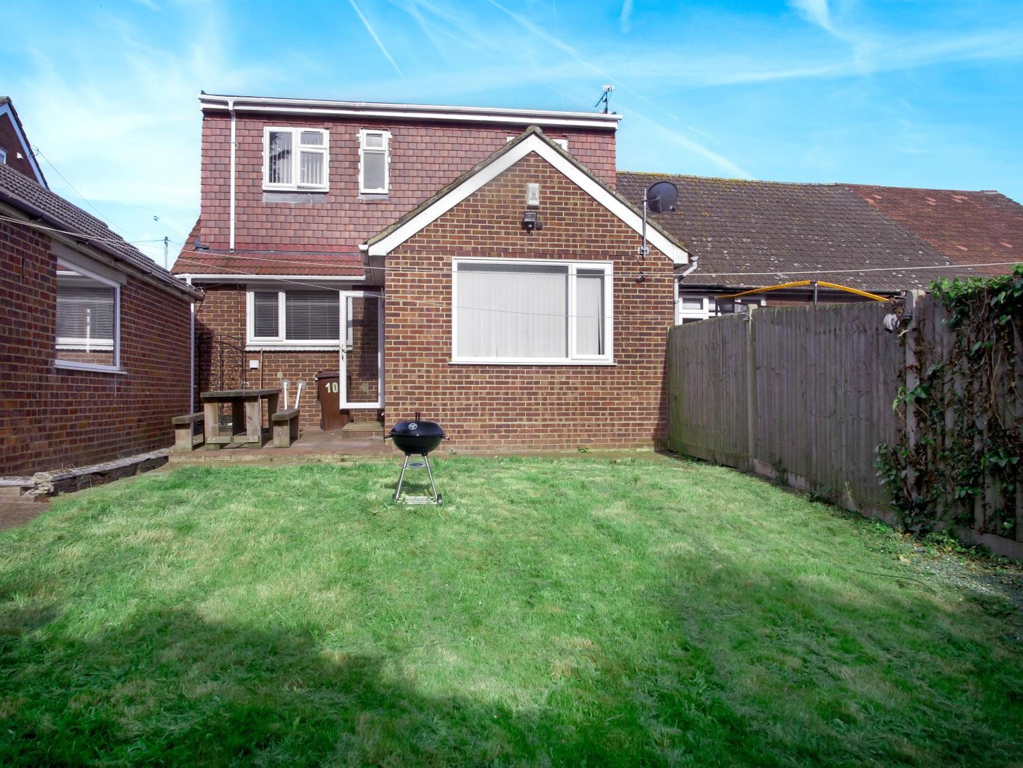 Luxe 5 Bed In Snodland, Medway, Kent *