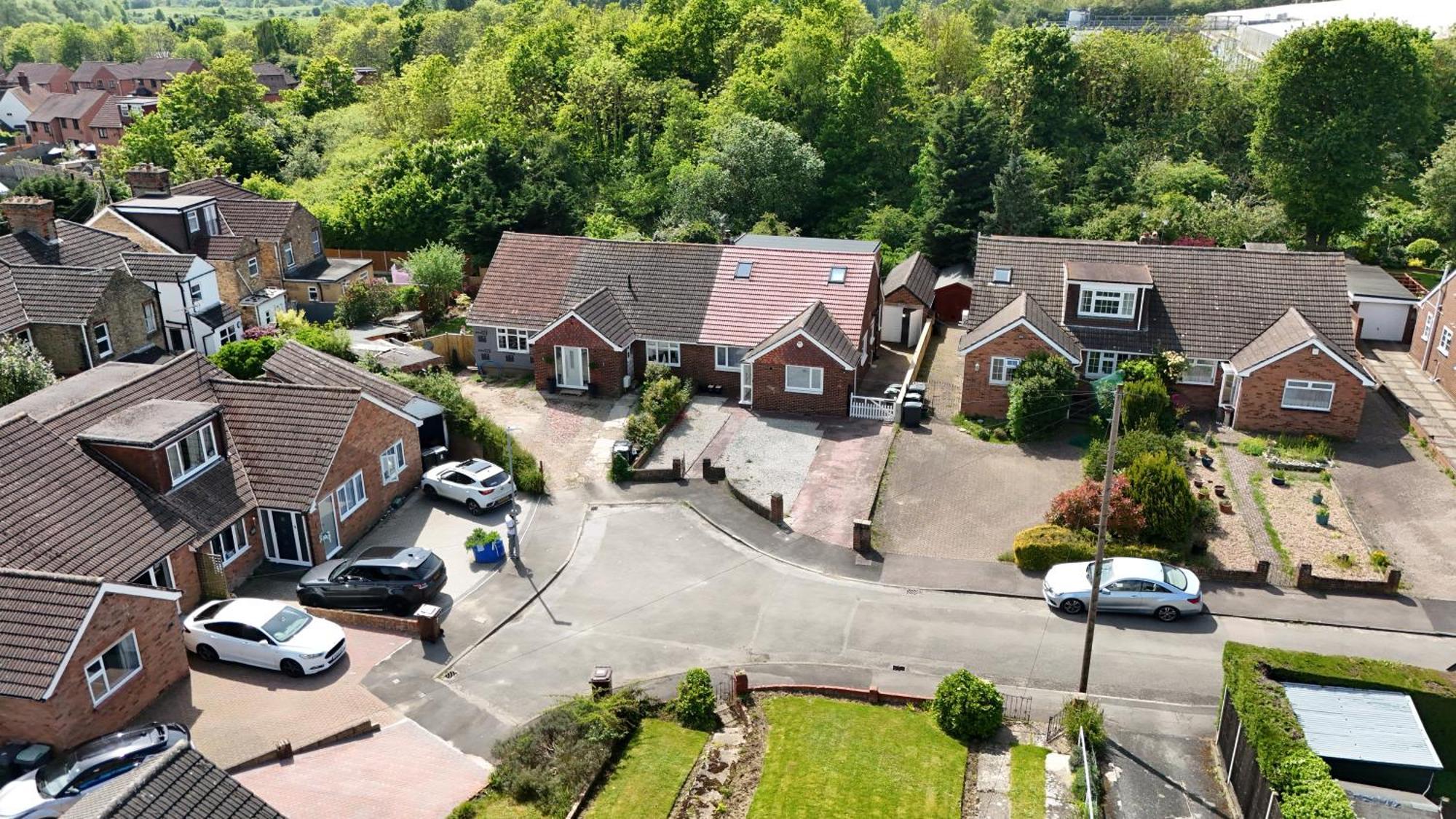 Luxe 5 Bed In Snodland, Medway, Kent Snodland